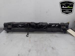 Gebruikte Voorfront Peugeot 308 SW (L4/L9/LC/LJ/LR) 1.6 BlueHDi 120 Prijs € 50,00 Margeregeling aangeboden door AutoHam