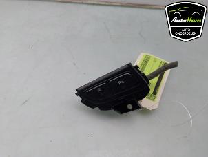 Gebruikte Schakelaar Ford Transit Custom 2.0 TDCi 16V Eco Blue 130 Prijs € 18,15 Inclusief btw aangeboden door AutoHam