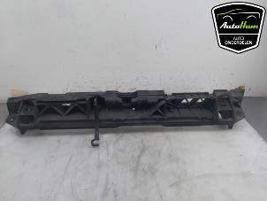 Gebruikte Voorfront Peugeot 308 SW (L4/L9/LC/LJ/LR) 1.2 12V e-THP PureTech 130 Prijs € 50,00 Margeregeling aangeboden door AutoHam