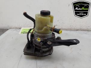 Gebruikte Pomp Servo Renault Trafic (1FL/2FL/3FL/4FL) 2.0 dCi 16V 120 Prijs € 272,25 Inclusief btw aangeboden door AutoHam