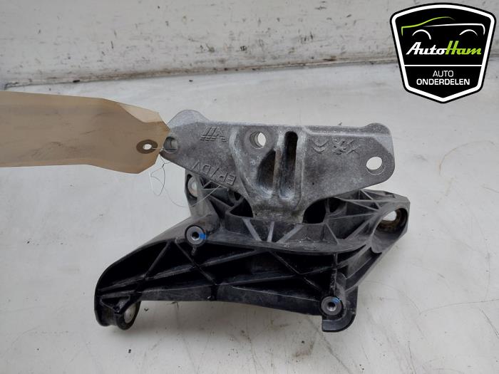 Gebruikte Motorsteun Opel Combo Cargo 1.5 CDTI 130 Prijs € 30,25 Inclusief btw aangeboden door AutoHam