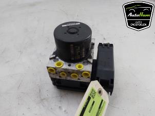 Gebruikte ABS Pomp Ford Fiesta 6 (JA8) 1.0 EcoBoost 12V 100 Prijs € 450,00 Margeregeling aangeboden door AutoHam