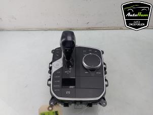 Gebruikte Selectiehendel automaat BMW 3 serie Touring (G21) 330i 2.0 TwinPower Turbo 16V Prijs € 350,00 Margeregeling aangeboden door AutoHam