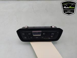 Gebruikte Licht Schakelaar BMW 3 serie Touring (G21) 330i 2.0 TwinPower Turbo 16V Prijs € 75,00 Margeregeling aangeboden door AutoHam