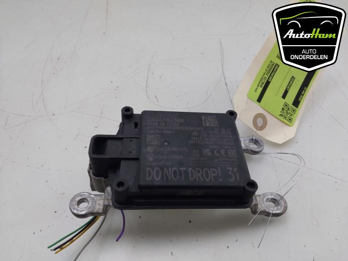 Gebruikte Cruise control sensor Renault Arkana (RJLL) 1.6 E-Tech 145 16V Prijs € 395,00 Margeregeling aangeboden door AutoHam