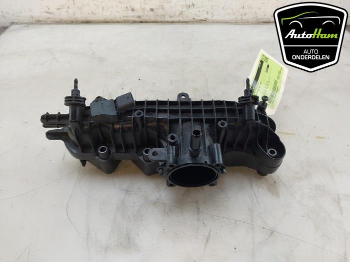 Gebruikte Spruitstuk Inlaat Volvo XC40 (XZ) 1.5 T4 Plug-in Hybrid 12V Prijs € 125,00 Margeregeling aangeboden door AutoHam