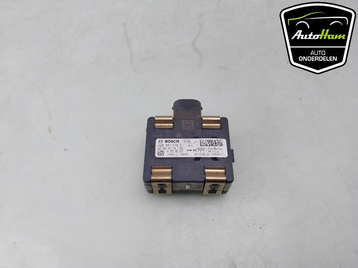 Gebruikte Cruise control sensor Volkswagen Passat (3G2) 2.0 TDI BiTurbo 16V 4Motion Prijs € 175,00 Margeregeling aangeboden door AutoHam
