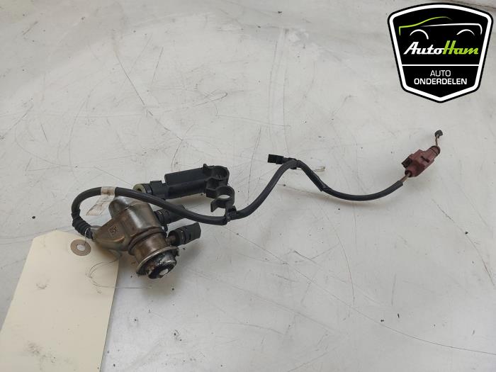 Gebruikte Adblue injector Volkswagen Passat (3G2) 2.0 TDI BiTurbo 16V 4Motion Prijs € 50,00 Margeregeling aangeboden door AutoHam