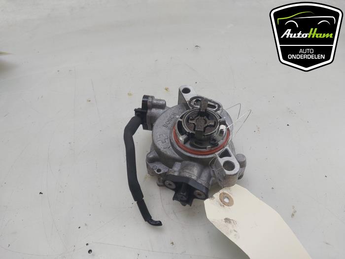 Gebruikte Vacuumpomp Rembekrachtiging Ford Transit Connect (PJ2) 1.5 EcoBlue Prijs € 30,25 Inclusief btw aangeboden door AutoHam