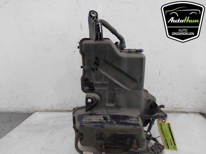 Gebruikte Adblue tank Skoda Scala 1.6 TDI Prijs € 225,00 Margeregeling aangeboden door AutoHam