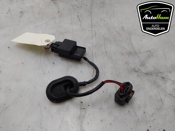 Gebruikte Brandstofpomp module Skoda Fabia III Combi (NJ5) 1.0 TSI 12V Prijs € 30,00 Margeregeling aangeboden door AutoHam