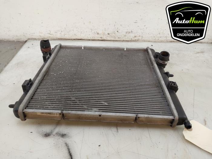 Gebruikte Radiateur Peugeot 208 I (CA/CC/CK/CL) 1.4 16V Prijs € 40,00 Margeregeling aangeboden door AutoHam