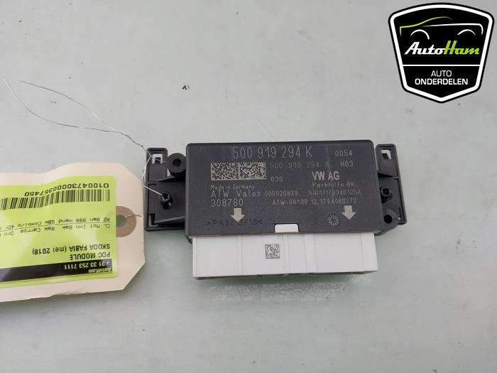 Gebruikte PDC Module Skoda Fabia III Combi (NJ5) 1.0 TSI 12V Prijs € 15,00 Margeregeling aangeboden door AutoHam