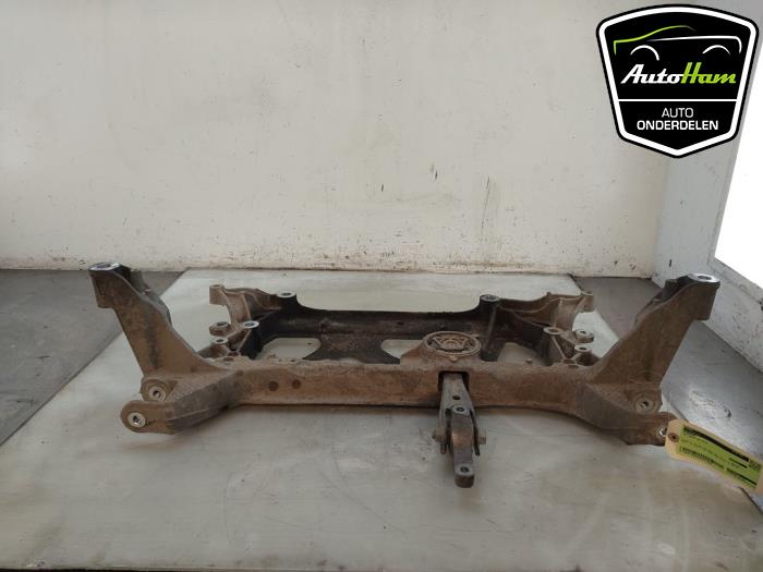 Gebruikte Subframe Volkswagen Passat Variant (3G5) 2.0 TDI 16V 150 Prijs € 95,00 Margeregeling aangeboden door AutoHam