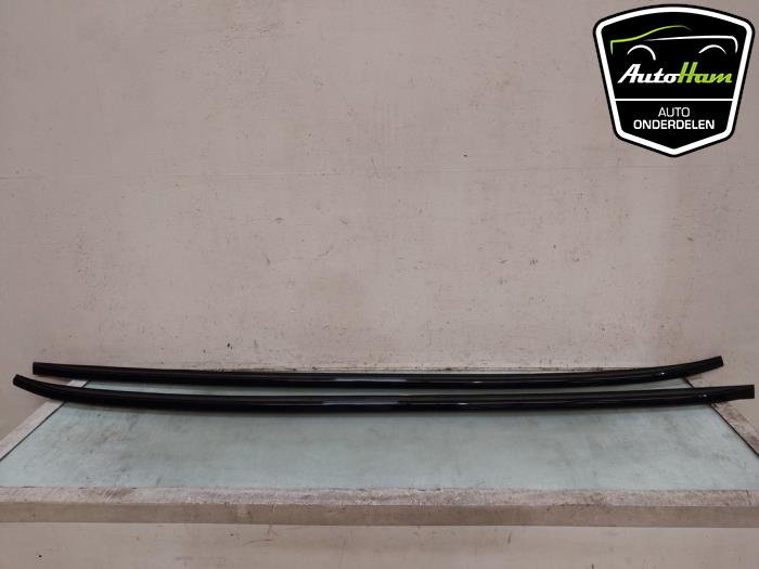 Gebruikte Roofrail set BMW X5 (G05) xDrive 45 e iPerformance 3.0 24V Prijs € 300,00 Margeregeling aangeboden door AutoHam