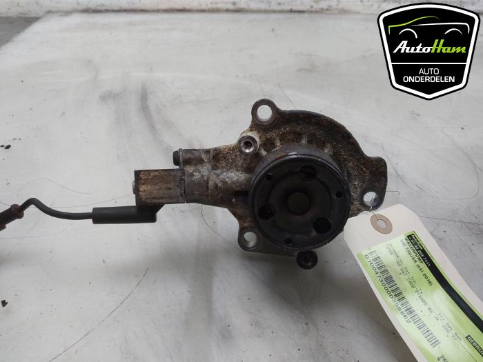 Gebruikte Waterpomp Volkswagen Tiguan (AD1) 2.0 TDI 16V 4Motion Prijs € 20,00 Margeregeling aangeboden door AutoHam