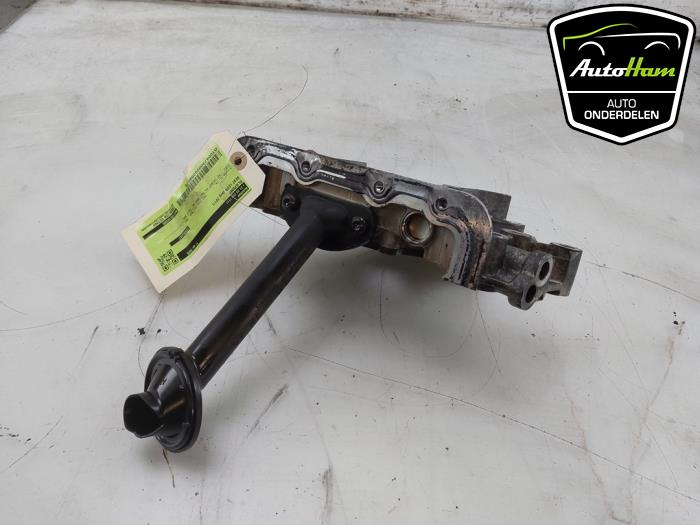 Gebruikte Oliepomp Seat Leon (5FB) 1.0 TSI 12V Prijs € 75,00 Margeregeling aangeboden door AutoHam