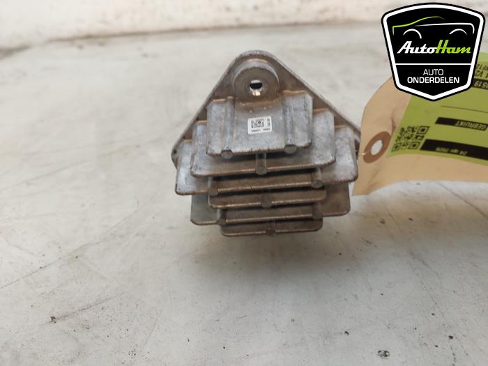 Gebruikte Module LED koplamp Renault Captur I (2R) 1.2 TCE 16V EDC Prijs € 60,00 Margeregeling aangeboden door AutoHam