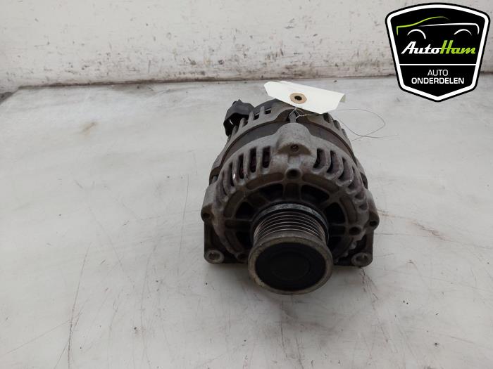 Gebruikte Dynamo Opel Insignia Sports Tourer 1.6 Turbo 16V Ecotec Prijs € 50,00 Margeregeling aangeboden door AutoHam