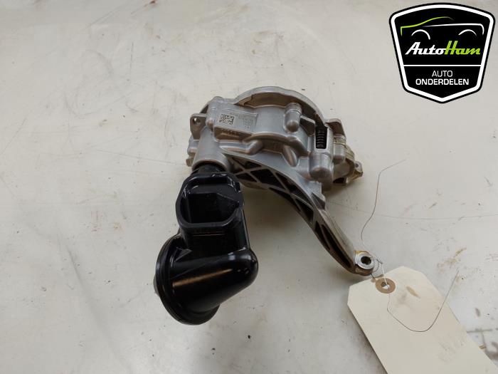 Gebruikte Oliepomp Skoda Octavia Combi (NXAC) 1.0 TSI 12V Prijs € 100,00 Margeregeling aangeboden door AutoHam