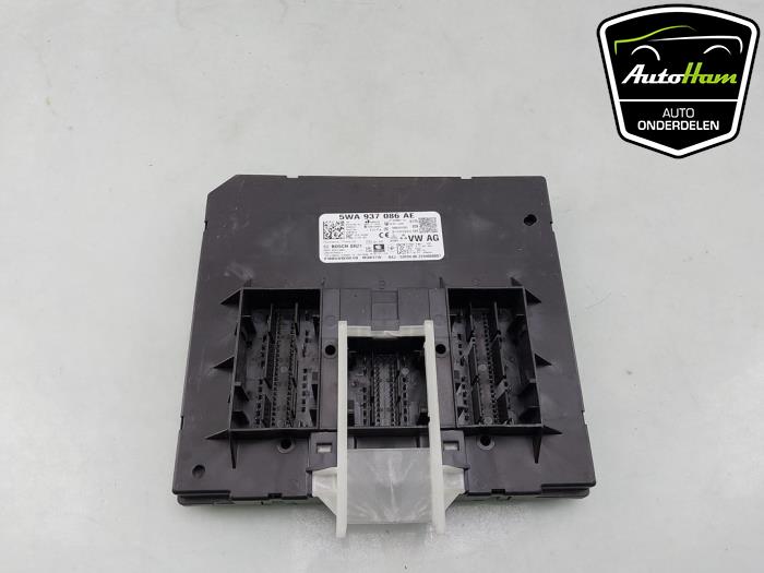 Gebruikte Computer Body Control Audi A3 Sportback (8YA) 2.0 30 TDI 16V Prijs € 150,00 Margeregeling aangeboden door AutoHam