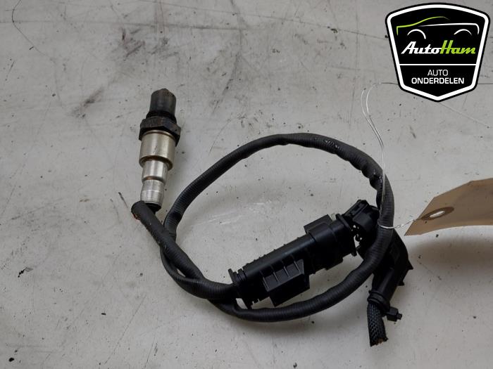 Lambda Sonde van een BMW 5 serie Touring (G31) 523d 2.0 TwinPower Turbo 16V 2018