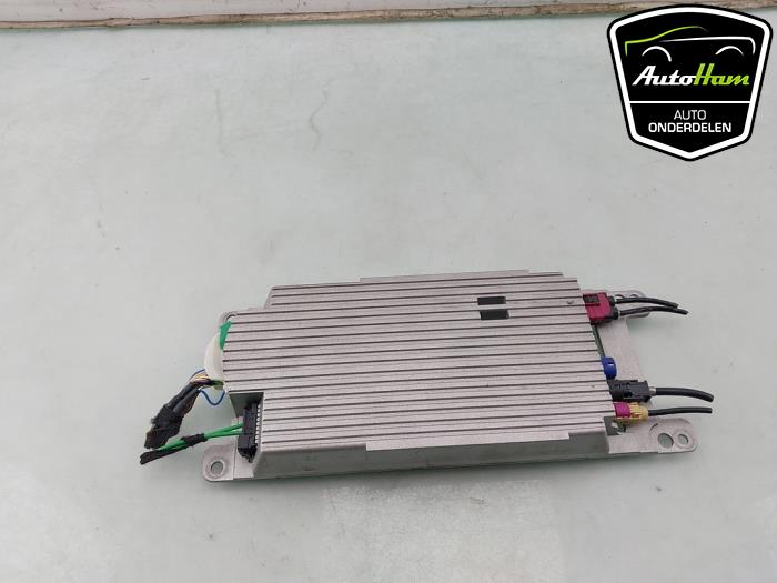Gebruikte Bluetooth module BMW 5 serie Touring (F11) 523i 24V Prijs € 125,00 Margeregeling aangeboden door AutoHam