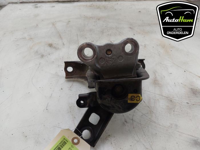 Gebruikte Motorrubber Toyota RAV4 (A4) 2.0 16V VVT-i 4x4 Prijs € 50,00 Margeregeling aangeboden door AutoHam