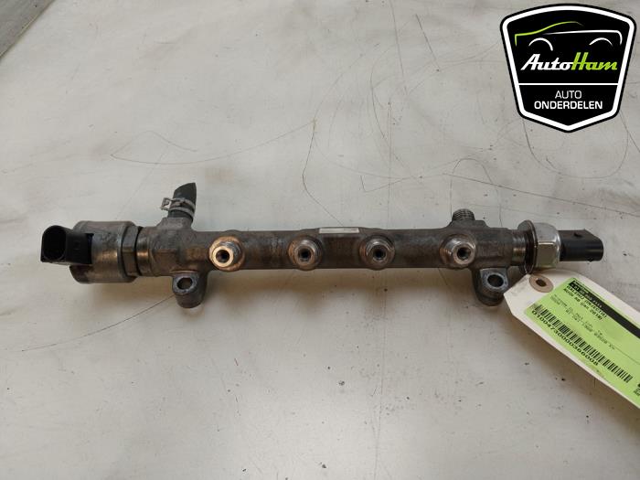 Gebruikte Injector brug Audi A6 Avant (C7) 2.0 TDI 16V Prijs € 50,00 Margeregeling aangeboden door AutoHam