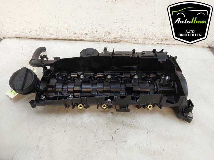 Gebruikte Kleppendeksel BMW 5 serie Touring (G31) 523d 2.0 TwinPower Turbo 16V Prijs € 125,00 Margeregeling aangeboden door AutoHam