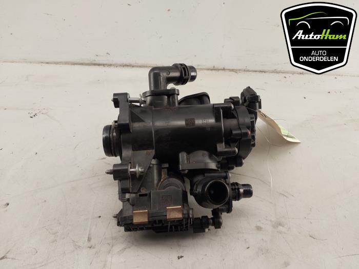 Gebruikte Waterpomp BMW X2 (F39) sDrive 20i 1.5 12V TwinPower Turbo Prijs € 125,00 Margeregeling aangeboden door AutoHam