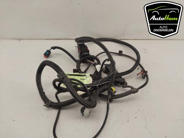 Gebruikte PDC Sensor Set Renault Captur I (2R) 1.2 TCE 16V EDC Prijs € 75,00 Margeregeling aangeboden door AutoHam