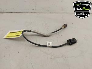 Lambda Sonde van een BMW X5 (G05) xDrive50e 3.0 24V 2024