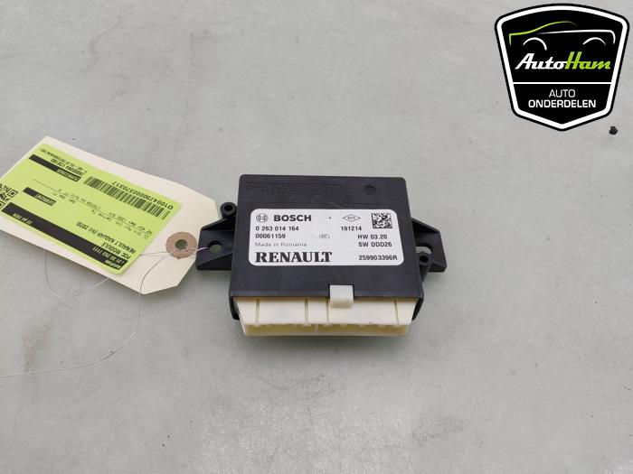 Gebruikte Module PDC Renault Kadjar (RFEH) 1.3 TCE 140 FAP 16V Prijs € 40,00 Margeregeling aangeboden door AutoHam