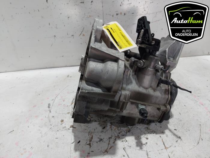 Gebruikte Versnellingsbak Volkswagen Polo VI (AW1) 1.0 MPI 12V Prijs € 750,00 Margeregeling aangeboden door AutoHam