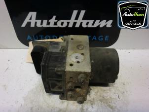 Gebruikte ABS Pomp Ford Mondeo III 2.0 TDCi 130 16V Prijs € 25,00 Margeregeling aangeboden door AutoHam