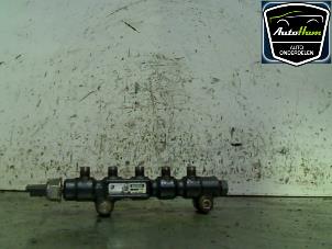 Gebruikte Brandstofverdeler Ford Focus C-Max 1.6 TDCi 16V Prijs € 25,00 Margeregeling aangeboden door AutoHam