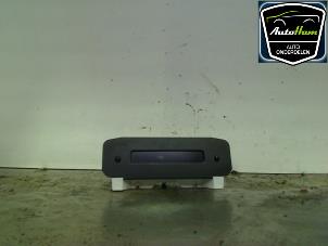 Gebruikte Display Interieur Peugeot 206 SW (2E/K) 1.4 HDi Prijs € 20,00 Margeregeling aangeboden door AutoHam