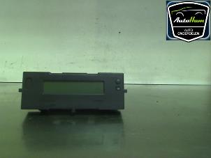 Gebruikte Display Interieur Renault Megane II Grandtour (KM) 1.5 dCi 85 Prijs € 15,00 Margeregeling aangeboden door AutoHam