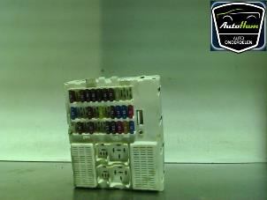 Gebruikte Zekeringkast Ford Transit Connect 1.8 TDCi 90 Prijs € 50,00 Margeregeling aangeboden door AutoHam