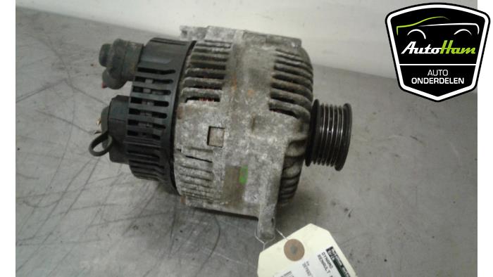 Gebruikte Dynamo Renault Megane (EA) 2.0i 16V Prijs € 40,00 Margeregeling aangeboden door AutoHam