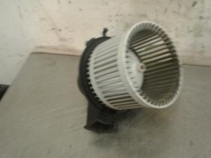 Gebruikte Chaufage Ventilatiemotor Fiat Panda (169) 1.2 Fire Prijs € 40,00 Margeregeling aangeboden door AutoHam