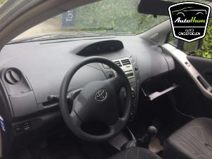 Gebruikte Airbag Set + Module Toyota Yaris II (P9) 1.0 12V VVT-i Prijs op aanvraag aangeboden door AutoHam