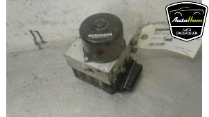 Gebruikte ABS Pomp Renault Twingo (C06) 1.2 Prijs € 25,00 Margeregeling aangeboden door AutoHam