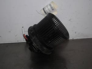 Gebruikte Aanjager Peugeot 207/207+ (WA/WC/WM) 1.4 16V Prijs € 15,00 Margeregeling aangeboden door AutoHam