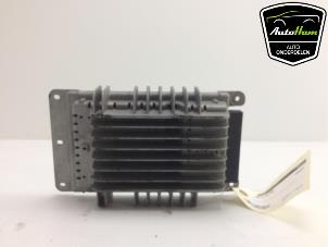 Gebruikte Radio versterker Audi A3 (8P1) 2.0 16V FSI Prijs € 75,00 Margeregeling aangeboden door AutoHam