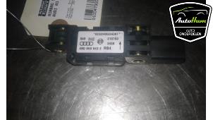 Gebruikte Airbag Sensor Audi A3 (8P1) 2.0 16V FSI Prijs € 20,00 Margeregeling aangeboden door AutoHam