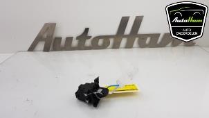 Gebruikte Elektronisch kontaktslot BMW 3 serie (E90) 318i 16V Prijs € 50,00 Margeregeling aangeboden door AutoHam