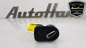 Gebruikte Licht Schakelaar Audi TT (8J3) 2.0 TFSI 16V Prijs € 40,00 Margeregeling aangeboden door AutoHam