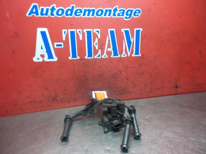 Gebruikte Bobine Ford Mondeo III Wagon 2.0 16V Prijs € 19,99 Margeregeling aangeboden door A-Team Automotive